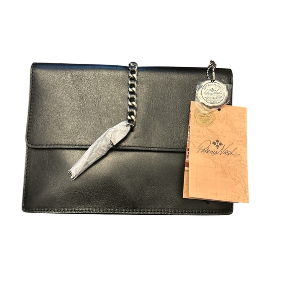Patricia Nash Handbags - NWT Patricia Nash 10th Anniversary Adelfia black purse with Chain Detail